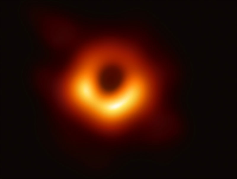 first photo of black hole